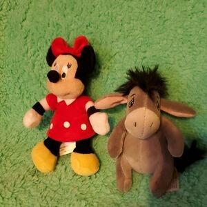 Disney Minnie And Eyeore With Magnetic Hands And Feet